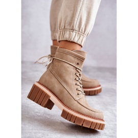 Moderiktiga varma stövlar för kvinnor Beige Gerda 1