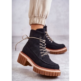 Moderiktiga varma stövlar för kvinnor Svart Gerda 1