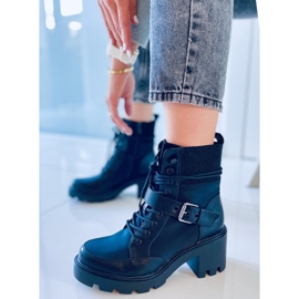 Brooks Svarta högklackade stövlar med snörning 2