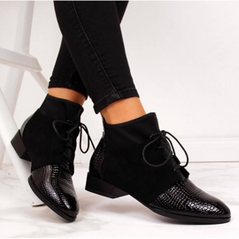 Damstövlar isolerad svart ormskinn Filippo 1