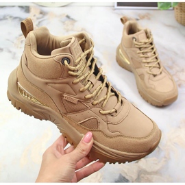 Damsportstövlar på den beige Big Star-plattformen KK274355 1