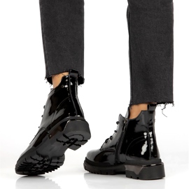 Varmlackade stövlar Filippo DBT4173 BK svart 4