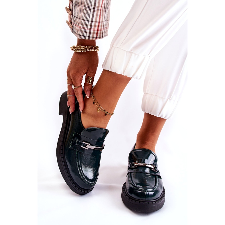 Lemar Kvinnors läderskor lackade med en silverdekoration grön 3