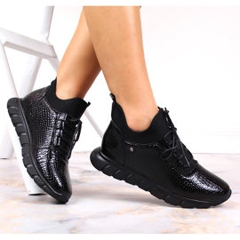 Slip-on lackade svarta virkade stövlar för kvinnor från Vinceza 1