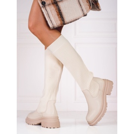 Beige stövlar med en flexibel Shelovet-överdel 1