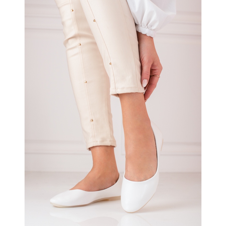 Klassiska beige Shelovet ballerinor för kvinnor 1