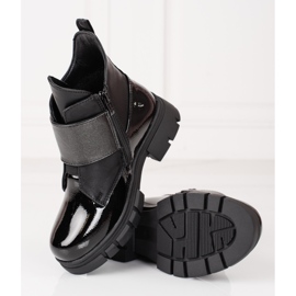 Flickstövlar gjorda av lackerat ekologiskt Shelovet-läder svart 1