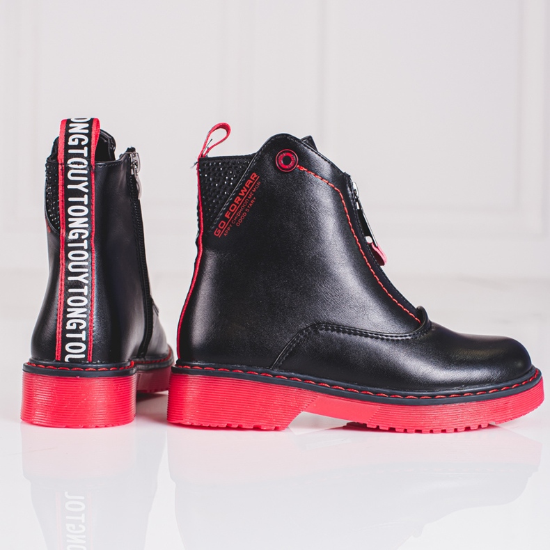 Svarta flickstövlar på en rosa Shelovet-sula 1