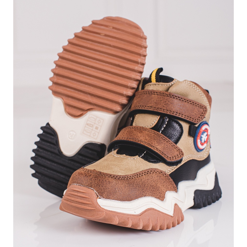 Höga stövlar för pojkar med kardborre Shelovet brun 1