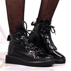 Läderlackade isolerade stövlar Artiker W HBH36 svart 2