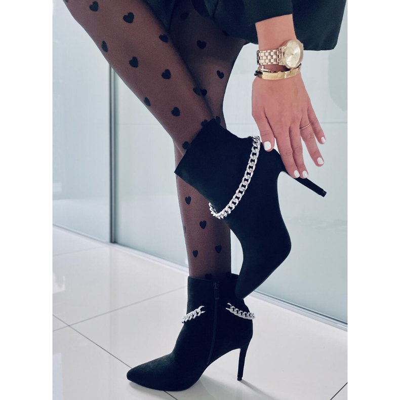 PA1 Vivica svarta stilettstövlar 1