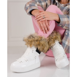 Plattsnöskor för kvinnor med Shelovet-päls vit 1