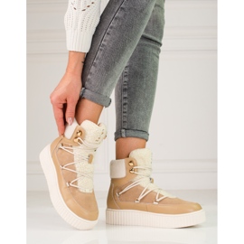 Kvinnors beige läder snöstövlar Shelovet på plattformen brun 1