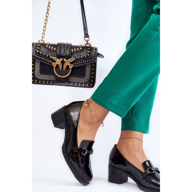 Vinceza Läder Pumps På En Pelare Med Svart Semila Ornament 2