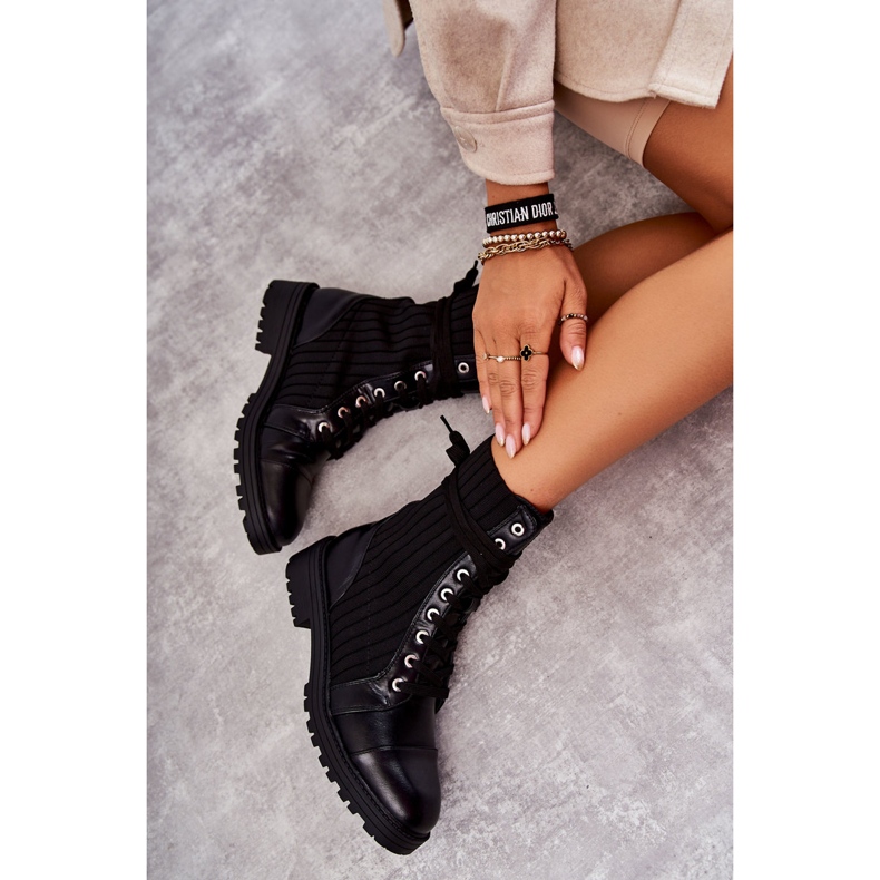 PG1 Kvinnors stövlar med en strumpa knuten Svart Livaro 4