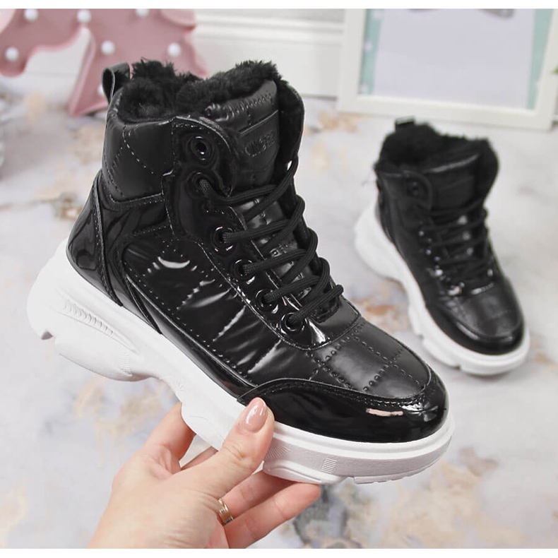 Damsportskor, metallic, isolerad svart Vinceza 1