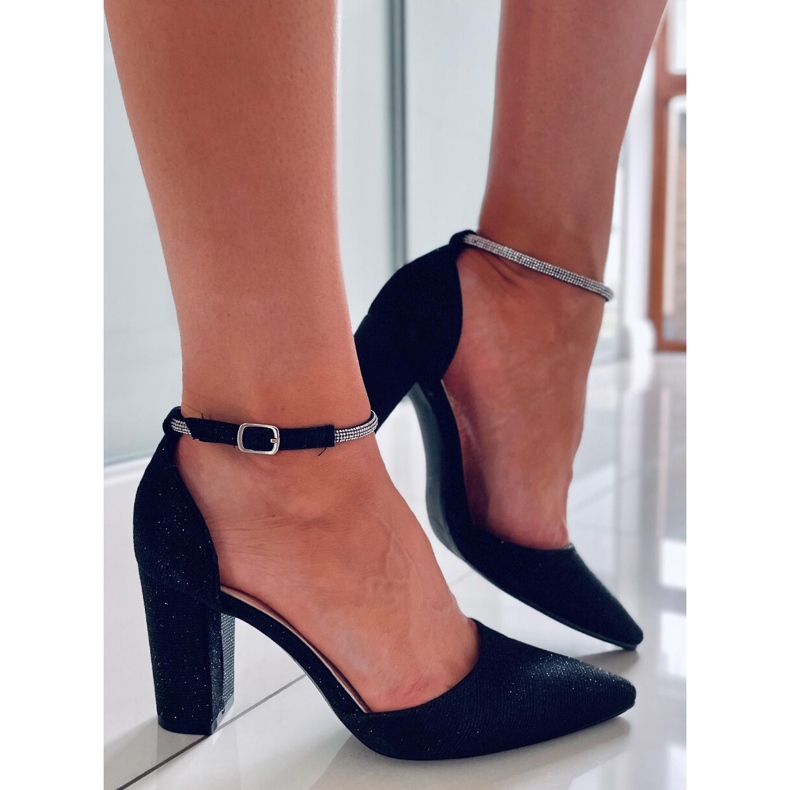 PA1 Formella pumps på Orchid Black-stolpen svart 2