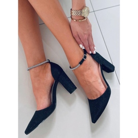 PA1 Formella pumps på Orchid Black-stolpen svart 1