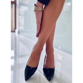 PA1 Anika Svartlackerade högklackade damskor 1