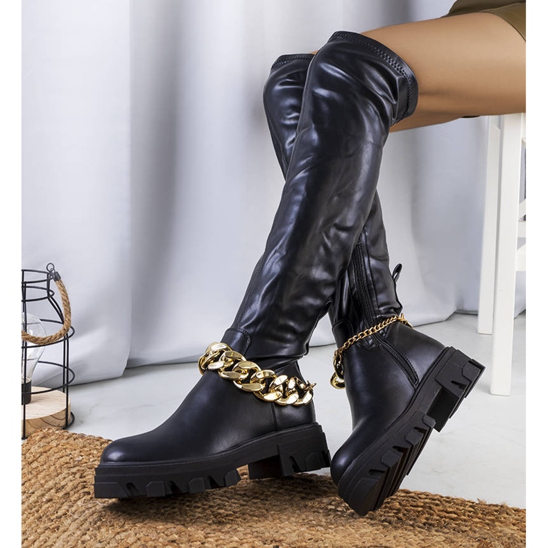 PA1 Svarta stövlar på hög Zarate-sula 2