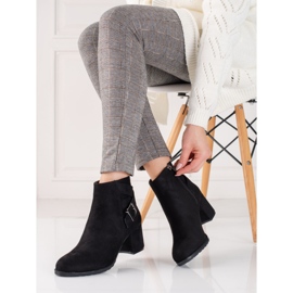 T.Sokolski Stövletter i mocka på Sokolski-stolpen svart 1