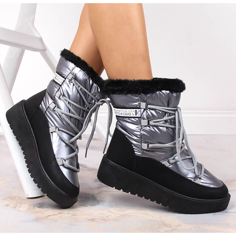 Varma vinterstövlar i silver med snörning för kvinnor Filippo 1