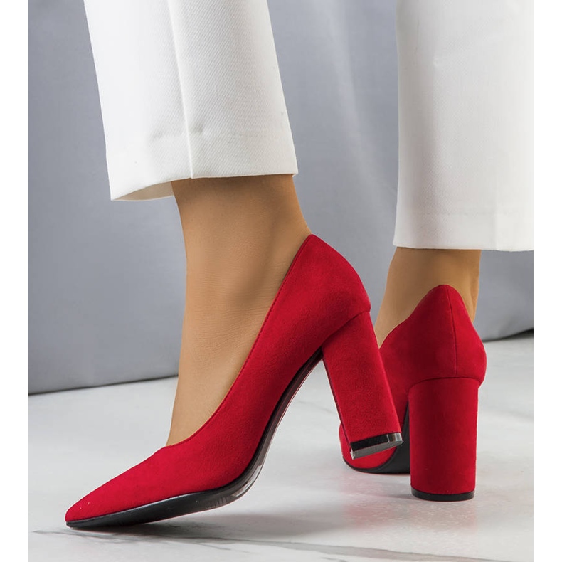 PA1 Röda pumps på Melvilposten 1