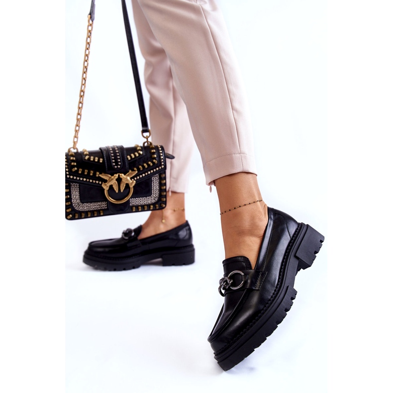 Kvinnors eko-läderskor la.fi svart med en kedja 2