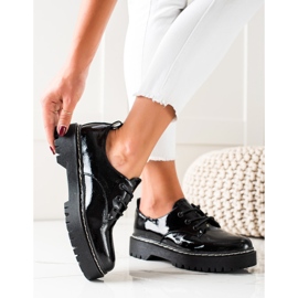 Svarta VINCEZA skor 2