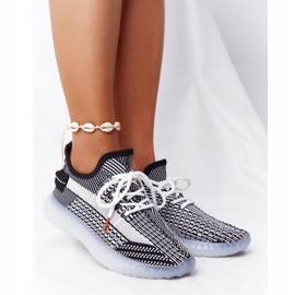 PA1 Sportskor på en Gel Sole Black Freestyler vit svart 2