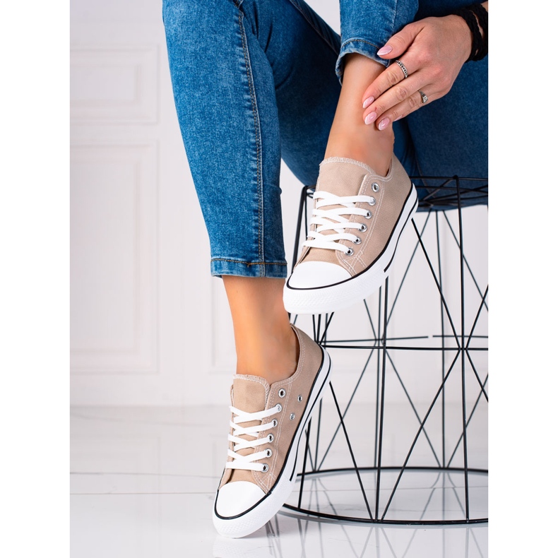 SHELOVET Klassiska beige sneakers 1