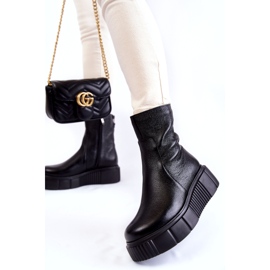 PL5 Kvinnors Läderstövlar På Den Svarta Plattformen 1