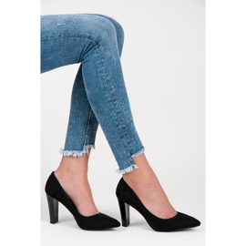 Yes Mile Pumps i mocka med en lackad stolpe svart 1