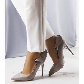 BM Gråa frillklackar från Jasmis 1