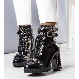 BM Svartlackade stövlar från Goyo 1