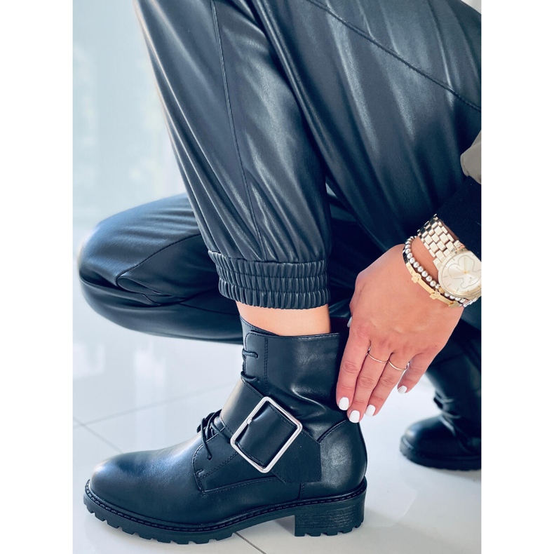 BM Snörstövlar Billy Black svart 1