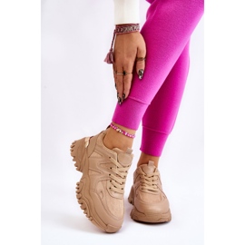 PG1 Klassiska sportskor på en mörkbeige Bowie-plattform 1