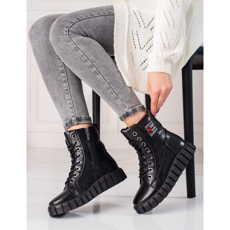 W. Potocki Kvinnliga arbetare på Shelovet-plattformen svart 1