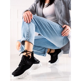 TRENDI Moderiktiga sneakers med snörning svart 2