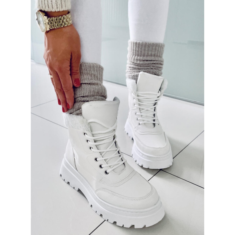 BM Snövit vandringskängor 1