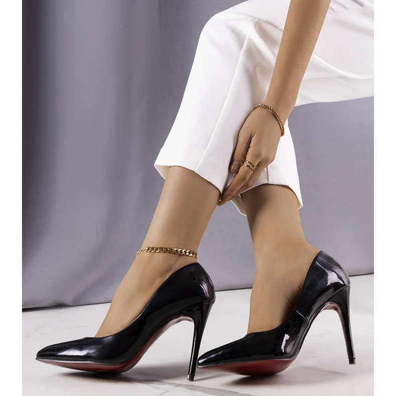 PA1 Zayd svartlackade höga klackar 1