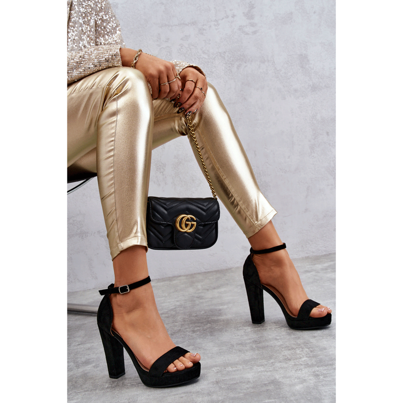 Mockasandaler på svart spektakulär klack 1