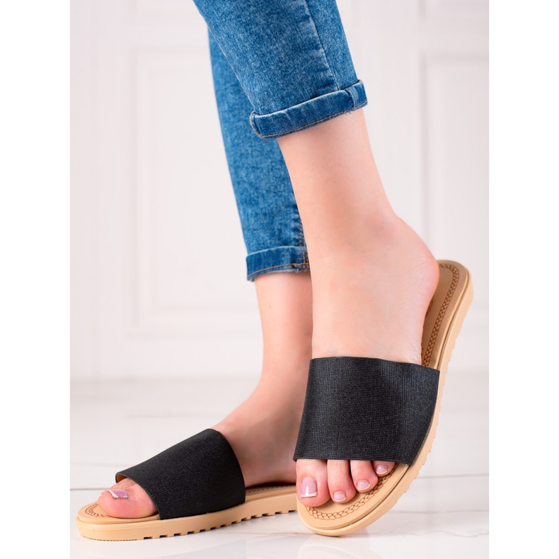 TRENDI Glittriga tofflor svart 1