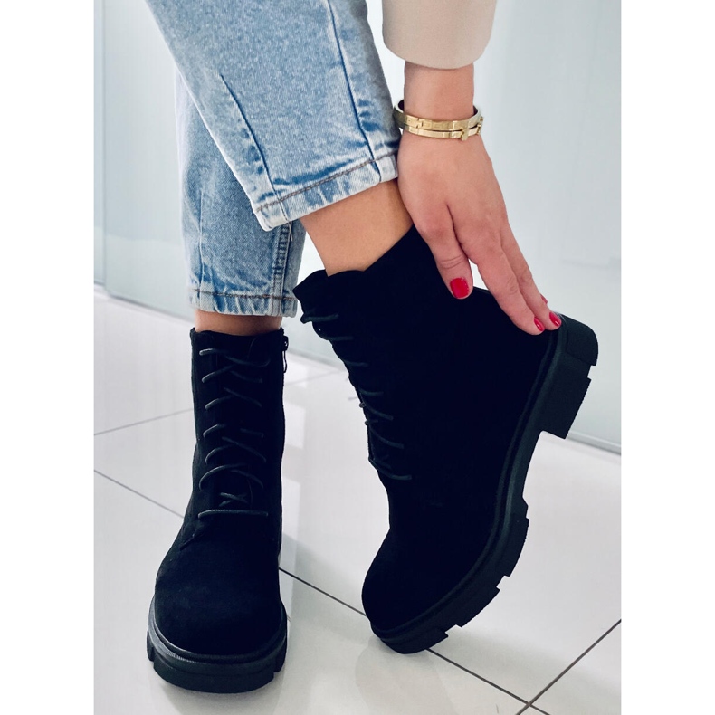 PA1 Zoe Black spetsarbetare svart 1