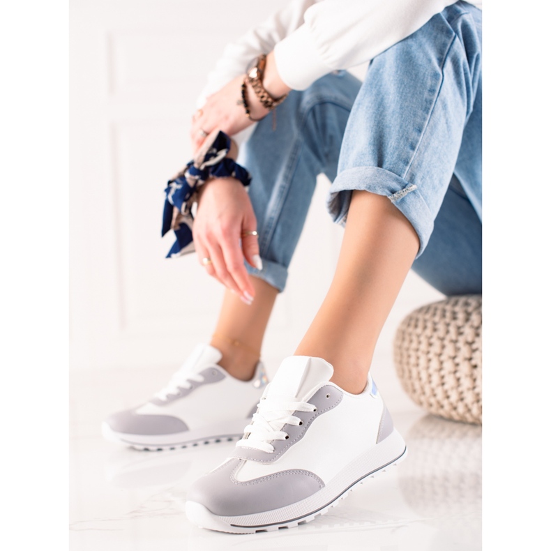 TRENDI Klassiska sportskor gjorda av ekologiskt läder vit grå 2