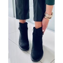 BM Aretha Svarta stövlar med bred klack 2