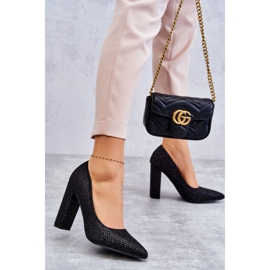 Blanka Pumps På En Klack Svart Elmira 2