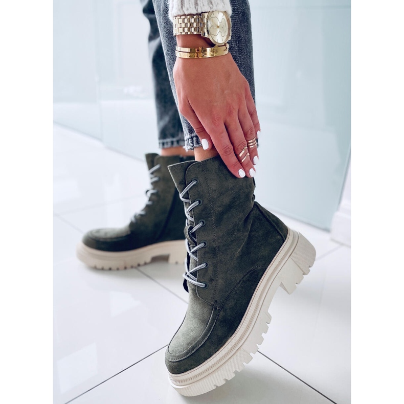 Roisin Green snörstövlar i mocka grön 2