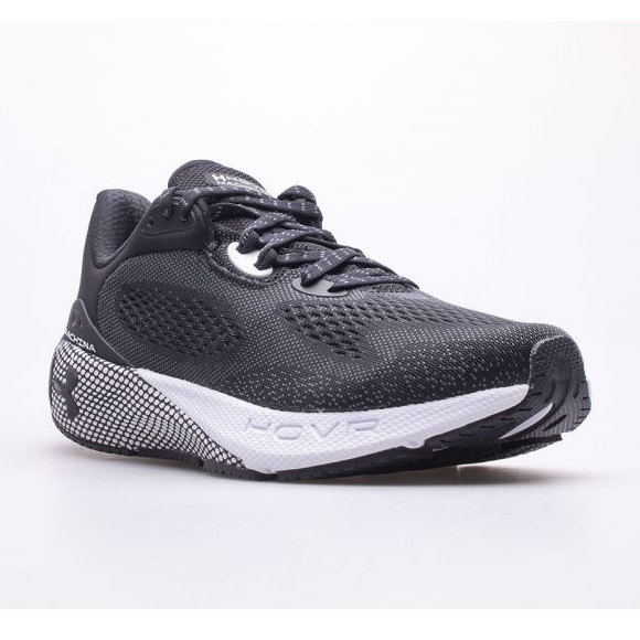 Skor Under Armour Machina 3 W 3024907-001 svart 1