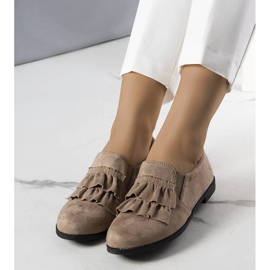 PA1 Beige volangskor från Kailani 1